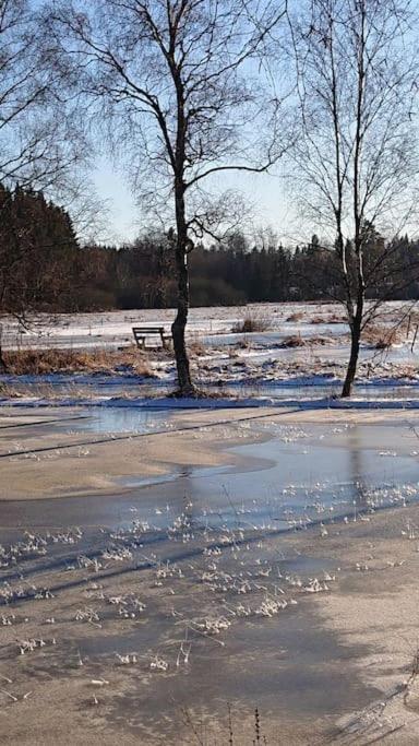 Stuga Vad Vatten Åsarp Екстериор снимка